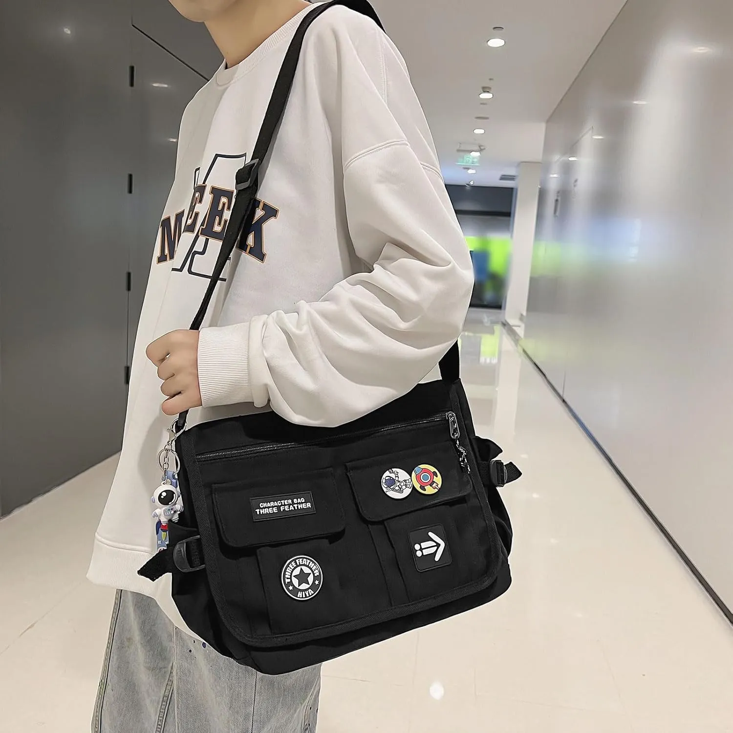 Fashion Crossbody Bag with Cute Accessories Nylon Casual Messenger Bag with Pendant Lightweight Handbag Travel Daypacks (Black)