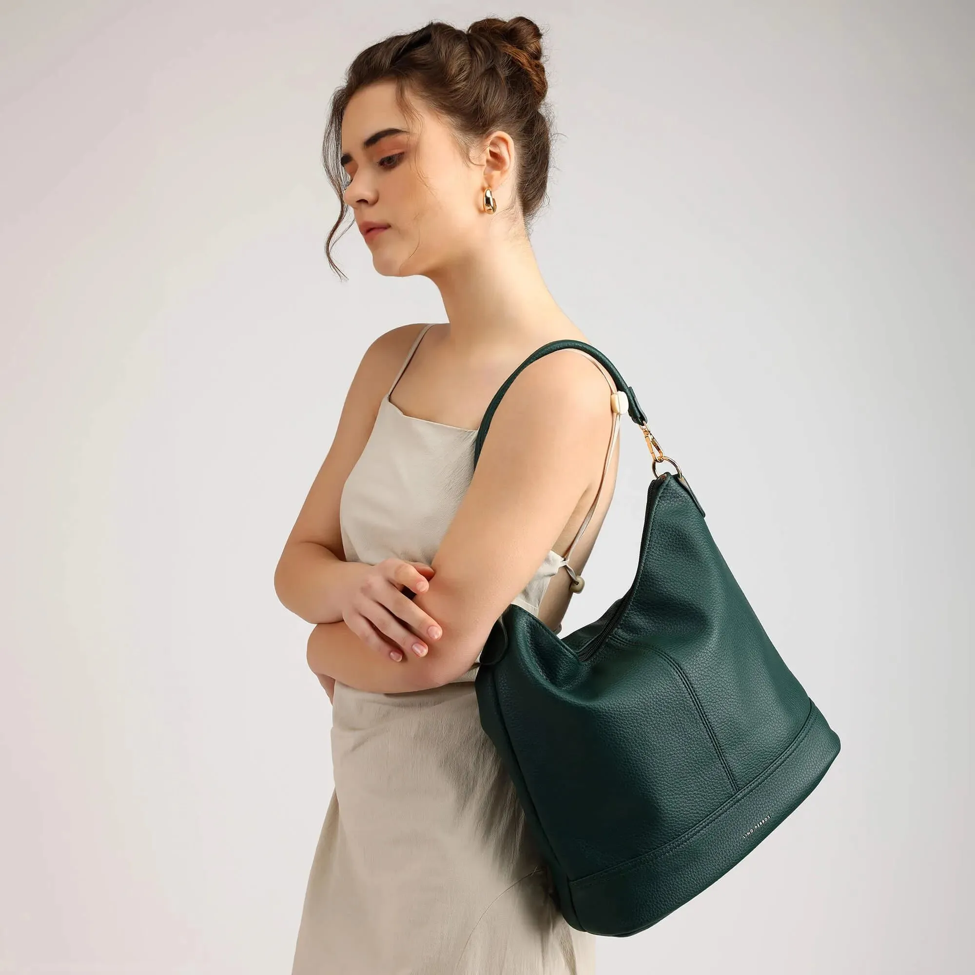 Maddie Travel Hobo Bag