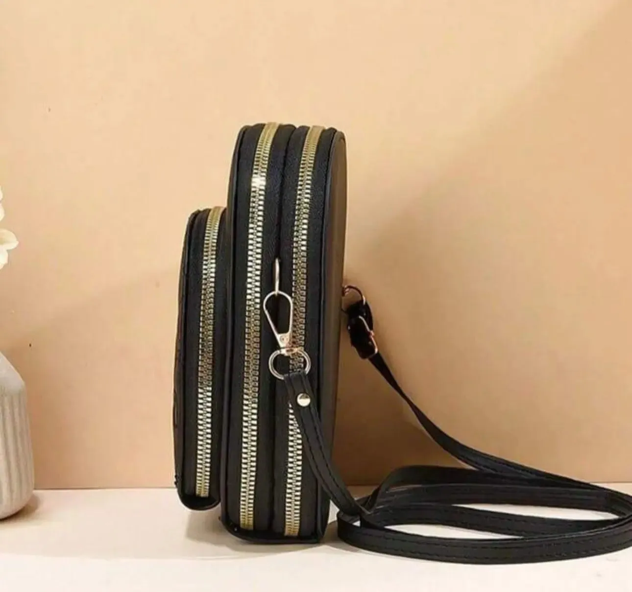 Plain Black PU Leather Crossbody Bag for Girls - Stylish & Versatile Design
