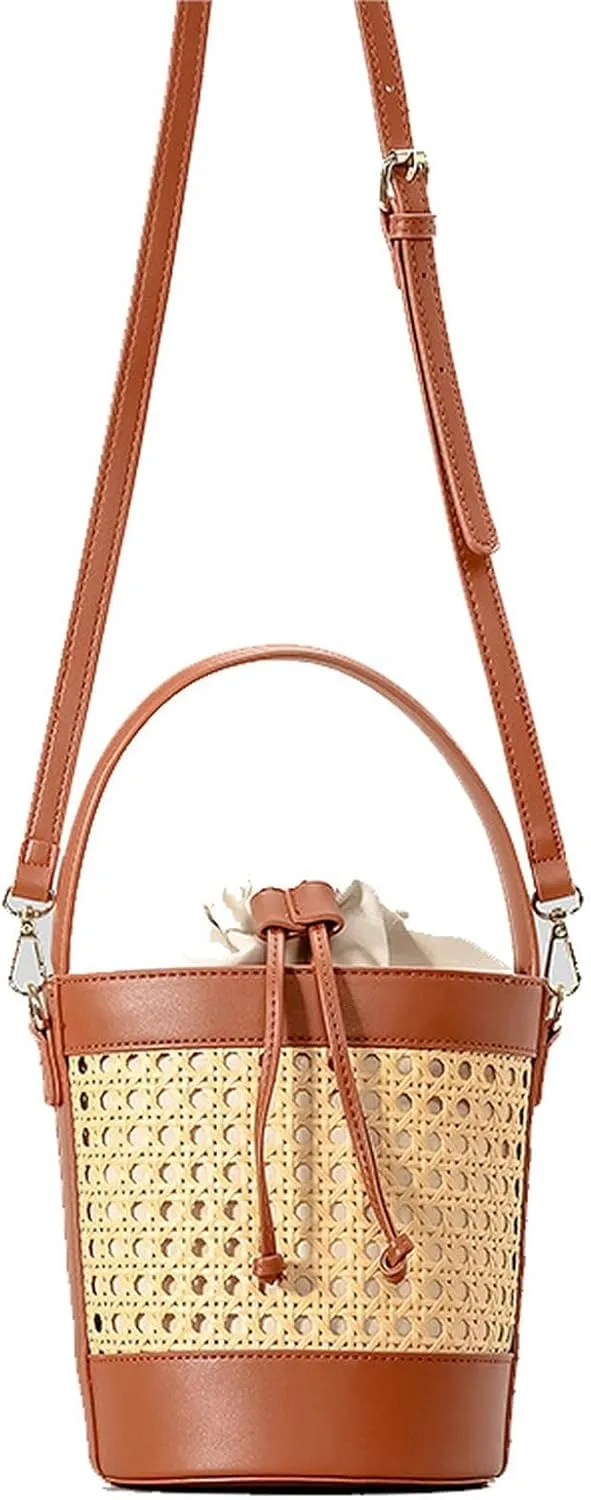 Rattan Bucket Bag for Women Straw Beach Bag Drawstring Crossbody Purse PU Leather Summer Shoulder Tote Bag Cute Hobo Bags